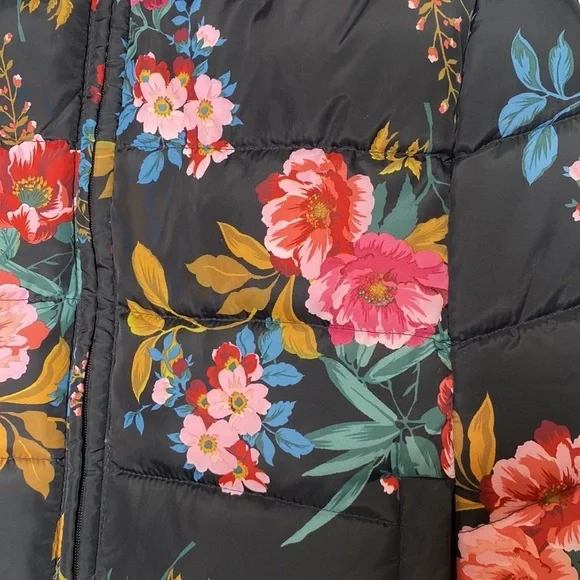 Loft Women's Blue & Pink Floral Print Sleeveless Puffer Vest Casual size Medium - Picture 6 of 9